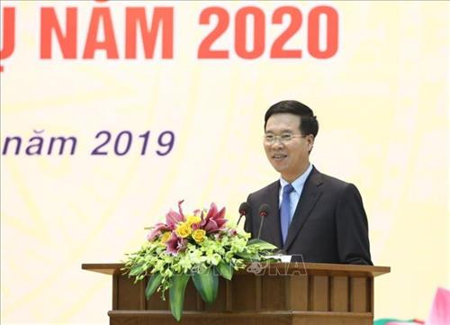 Đồng chí Võ Văn Thưởng, Ủy viên Bộ Chính trị, Bí thư Trung ương Đảng, Trưởng Ban Tuyên giáo Trung ương phát biểu. Ảnh: Văn Điệp – TTXVN Đồng chí Võ Văn Thưởng, Ủy viên Bộ Chính trị, Bí thư Trung ương Đảng, Trưởng Ban Tuyên giáo Trung ương phát biểu. Ảnh: Văn Điệp – TTXVN