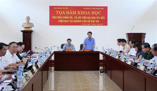 Toàn cảnh buổi Tọa đàm. Ảnh: Đinh Hữu Dư Toàn cảnh buổi Tọa đàm. Ảnh: Đinh Hữu Dư