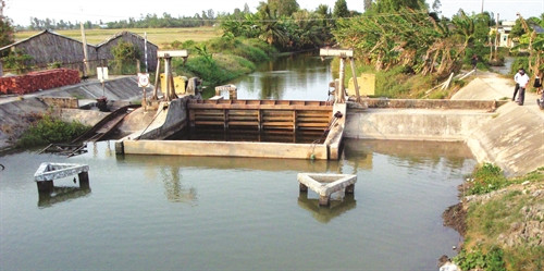 Các đập đầu mối phát huy hiệu quả trong việc không để nước mặn xâm nhập vào vùng ngọt