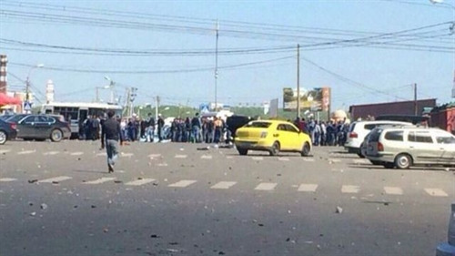 Hiện trường xảy ra hỗn chiến.