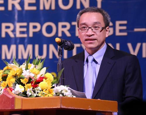 Thứ trưởng Bộ Thông tin và Truyền thông phát biểu khai mạc. Ảnh: Đức Ánh - TTXVN Thứ trưởng Bộ Thông tin và Truyền thông phát biểu khai mạc. Ảnh: Đức Ánh - TTXVN