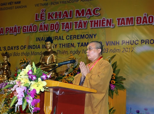 Hoà thượng Thích Thanh Nhiễu, Phó Chủ tịch Thường trực Hội Đồng Trị sự Trung ương Giáo hội Phật giáo Việt Nam phát biểu. Ảnh: Nguyễn Dân – TTXVN