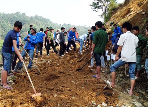 Phát triển đảng viên là người dân tộc thiểu số ảnh 1