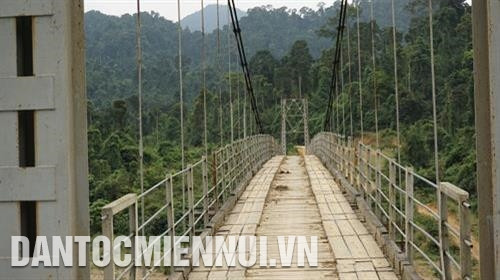 Có đường đi lại, cuộc sống của người Đan Lai đổi thay từng ngày.