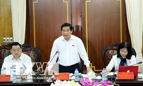 Đồng chí Hà Ngọc Chiến, Ủy viên Ban Chấp hành Trung ương đảng, Ủy viên Ủy ban Thường vụ Quốc hội, Chủ tịch Hội đồng Dân tộc phát biểu tại buổi làm việc. Ảnh: Bùi Đức Hiếu - TTXVN Đồng chí Hà Ngọc Chiến, Ủy viên Ban Chấp hành Trung ương đảng, Ủy viên Ủy ban Thường vụ Quốc hội, Chủ tịch Hội đồng Dân tộc phát biểu tại buổi làm việc. Ảnh: Bùi Đức Hiếu - TTXVN