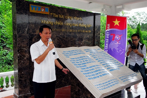 Tổng giám đốc TTXVN Nguyễn Đức Lợi phát biểu tại Lễ khánh thành Khu kỷ niệm nơi làm việc của TTXVN tại An toàn khu Tuyên Quang. Ảnh: Danh Lam – TTXVN