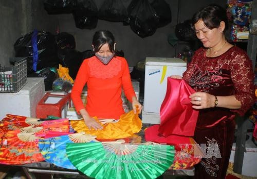 Thừa Thiên - Huế định hướng phát triển làng nghề gắn với du lịch. Ảnh: Hồ Câu-TTXVN