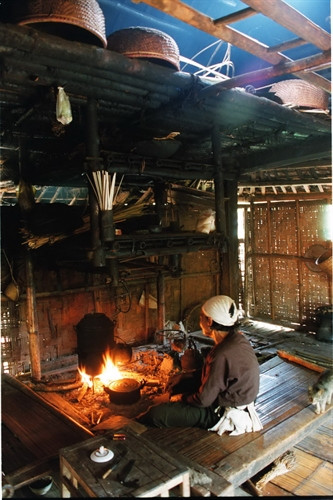 Góc bếp của một gia đình người Mường