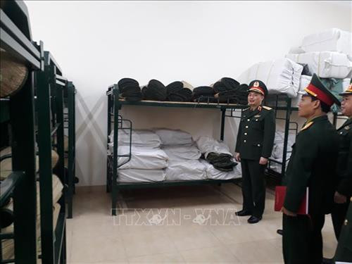 Thiếu tướng Nguyễn Quốc Duyệt kiểm tra công tác chuẩn bị tại Trung đoàn 59 thuộc Sư đoàn bộ binh 301 (Chương Mỹ, Hà Nội). Ảnh: Nguyễn Cúc – TTXVN Thiếu tướng Nguyễn Quốc Duyệt kiểm tra công tác chuẩn bị tại Trung đoàn 59 thuộc Sư đoàn bộ binh 301 (Chương Mỹ, Hà Nội). Ảnh: Nguyễn Cúc – TTXVN