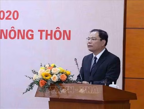 Bộ trưởng Bộ Nông nghiệp và Phát triển nông thôn Nguyễn Xuân Cường báo cáo tổng kết công tác ngành năm 2019. Ảnh: Vũ Sinh - TTXVN