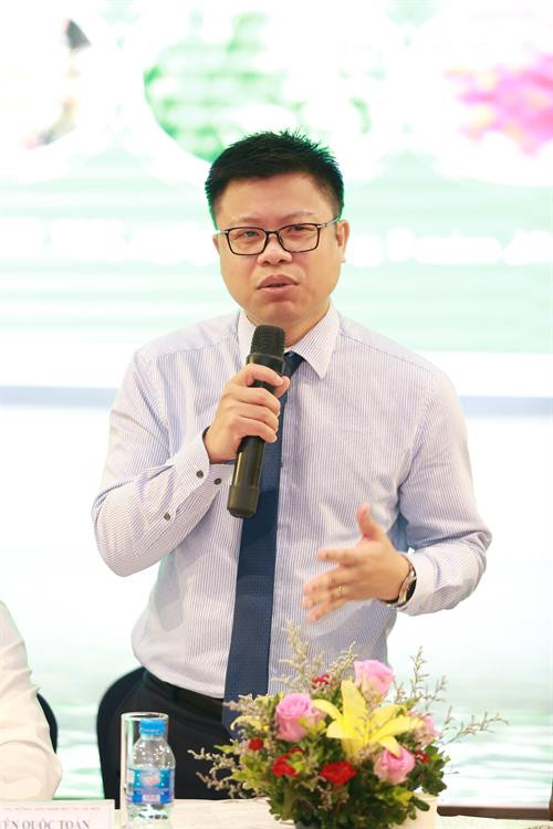 Ông Nguyễn Quốc Toản, Cục trưởng Cục Chế biến và Phát triển thị trường nông sản (Bộ NN&PTNT) cho biết: "Bộ NN&PTNT sẽ đồng hành với các địa phương Nam Bộ, tạo điều kiện thuận lợi cho các đơn vị về cơ chế, chính sách để đưa nông sản đến với Thủ đô".