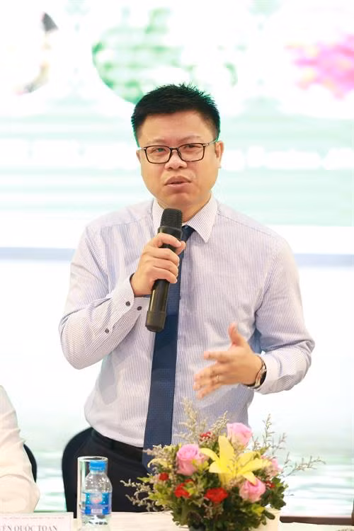 Ông Nguyễn Quốc Toản, Cục trưởng Cục Chế biến và Phát triển thị trường nông sản (Bộ NN&PTNT) cho biết: "Bộ NN&PTNT sẽ đồng hành với các địa phương Nam Bộ, tạo điều kiện thuận lợi cho các đơn vị về cơ chế, chính sách để đưa nông sản đến với Thủ đô".