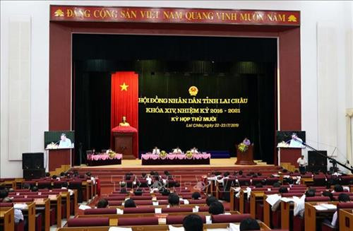 Quang cảnh Kỳ họp thứ X, Hội đồng nhân dân khoá XIV, nhiệm kỳ 2016-2021. Ảnh: Quý Trung – TTXVN Quang cảnh Kỳ họp thứ X, Hội đồng nhân dân khoá XIV, nhiệm kỳ 2016-2021. Ảnh: Quý Trung – TTXVN