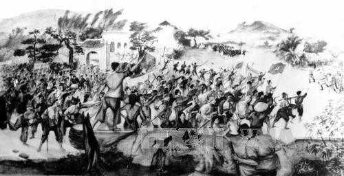 Phong trào Xô Viết-Nghệ Tĩnh, đỉnh cao của cao trào cánh mạng (1930 - 1931), cuộc tổng diễn tập đầu tiên của Cách mạng Việt Nam do Đảng lãnh đạo. Ảnh: Tư liệu TTXVN Phong trào Xô Viết-Nghệ Tĩnh, đỉnh cao của cao trào cánh mạng (1930 - 1931), cuộc tổng diễn tập đầu tiên của Cách mạng Việt Nam do Đảng lãnh đạo. Ảnh: Tư liệu TTXVN