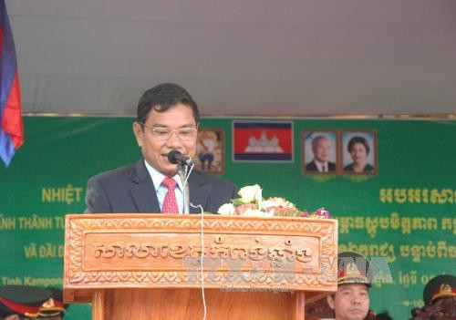 Tỉnh trưởng tỉnh Kompong Chhnang, ông Chhu Chan Duon phát biểu tại lễ khánh thành. Ảnh: Trần Chí Hùng và Danh Chanh Đa - CQTT TTXVN tại Campuchia