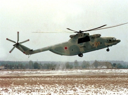 Trực thăng vận tải hạng nặng Mi-26 của Nga. (Nguồn: EPA/TTXVN) Trực thăng vận tải hạng nặng Mi-26 của Nga. (Nguồn: EPA/TTXVN)