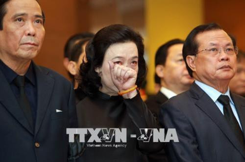 Các đồng chí lãnh đạo, nguyên lãnh đạo Đảng, Nhà nước dự Lễ truy điệu đồng chí Phan Văn Khải. Ảnh: TTXVN Các đồng chí lãnh đạo, nguyên lãnh đạo Đảng, Nhà nước dự Lễ truy điệu đồng chí Phan Văn Khải. Ảnh: TTXVN