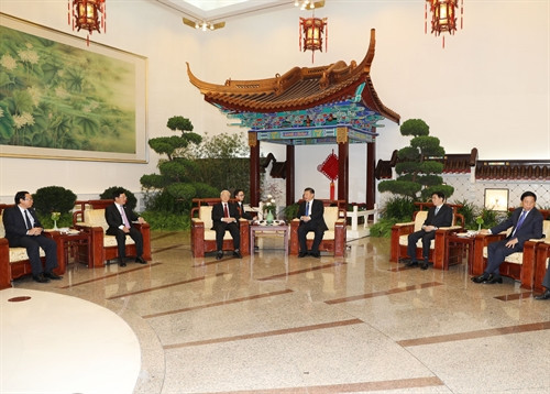 Tổng Bí thư, Chủ tịch nước Trung Quốc Tập Cận Bình chủ trì Tiệc chiêu đãi trọng thể chào mừng Tổng Bí thư Nguyễn Phú Trọng và Đoàn cấp cao Việt Nam. Ảnh: Trí Dũng – TTXVN