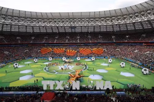 Màn biểu diễn của các nghệ sĩ tại lễ khai mạc World Cup 2018 tại Moskva, Nga ngày 14/6. THX/ TTXVN