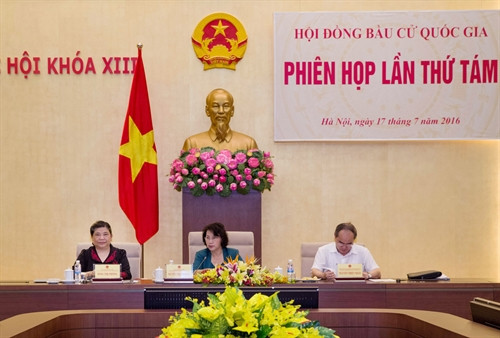 Chủ tịch Quốc hội Nguyễn Thị Kim Ngân chủ trì phiên họp thứ 8 Hội đồng bầu cử Quốc gia. Ảnh: Trọng Đức – TTXVN