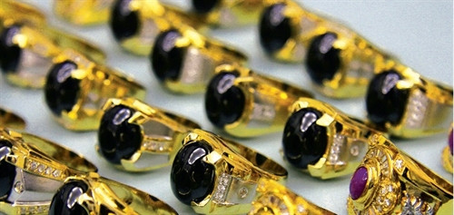 Làng nghề chế tác vàng bạc Châu Khê ảnh 5