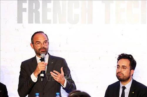 Thủ tướng Pháp Edouard Philippe (trái) phát biểu tại Diễn đàn. Ảnh: Xuân Khu-TTXVN. Thủ tướng Pháp Edouard Philippe (trái) phát biểu tại Diễn đàn. Ảnh: Xuân Khu-TTXVN.