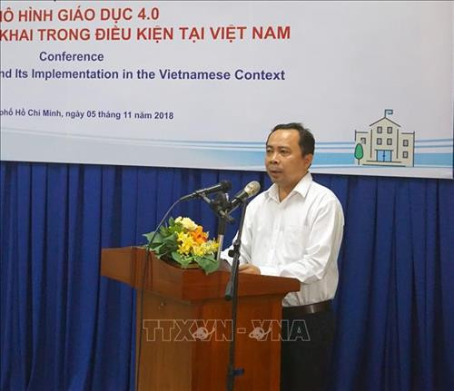 Phó Giáo sư, Tiến sĩ Vũ Hải Quân, Phó Giám đốc Đại học Quốc gia Thành phố Hồ Chí Minh, phát biểu tại Hội thảo. Ảnh: Thu Hoài - TTXVN