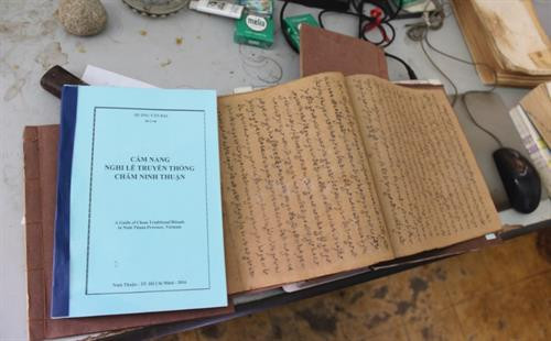 Nhiều ký tự được ông Đại dịch cẩn thận Nhiều ký tự được ông Đại dịch cẩn thận