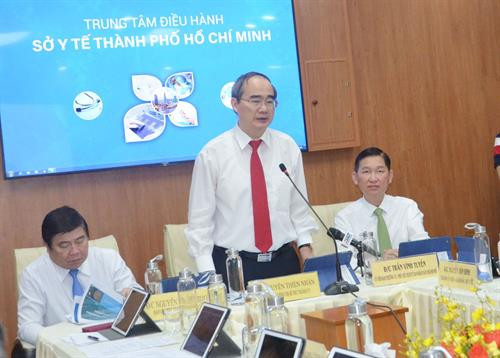 Bí thư Thành ủy TP Hồ Chí Minh cho rằng, một trong những tác dụng nổi bật khi trung tâm vào hoạt động là người dân được phục vụ tốt hơn theo nhu cầu của mình. Ảnh: Đan Phương - TTXVN