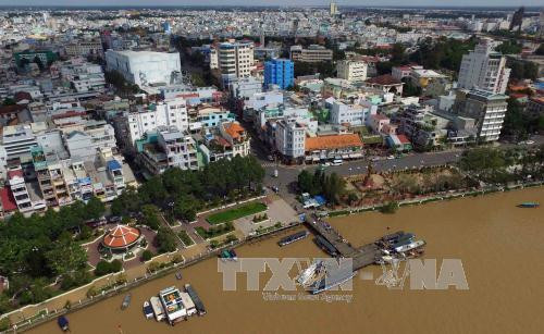 Bến Ninh Kiều, điểm đến hấp dẫn du khách khi tham quan Cần Thơ, trung tâm của vùng Đồng bằng sông Cửu Long. Ảnh: An Hiếu – TTXVN Bến Ninh Kiều, điểm đến hấp dẫn du khách khi tham quan Cần Thơ, trung tâm của vùng Đồng bằng sông Cửu Long. Ảnh: An Hiếu – TTXVN