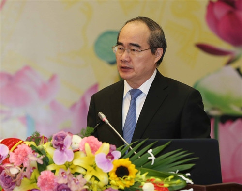 Đồng chí Nguyễn Thiện Nhân, Ủy viên Bộ Chính trị, Chủ tịch Trung ương Mặt trận Tổ quốc Việt Nam phát biểu. Ảnh: Phương Hoa – TTXVN