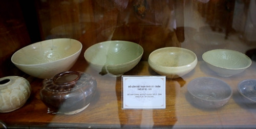 Đồ gốm Việt Nam thời Lý-Trần thế kỉ 11-14.