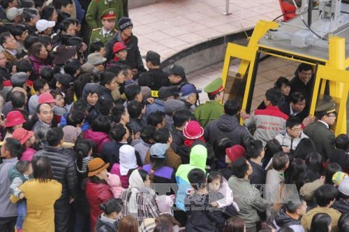 Biển người chen chúc trong ngày khánh thành chùa Ngọa Vân ảnh 6