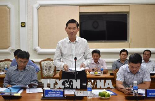 Ông Trần Vĩnh Tuyến, Phó Chủ tịch UBND Thành phố Hồ Chí Minh phát biểu tại buổi giám sát. Ảnh: Trần Xuân Tình – TTXVN