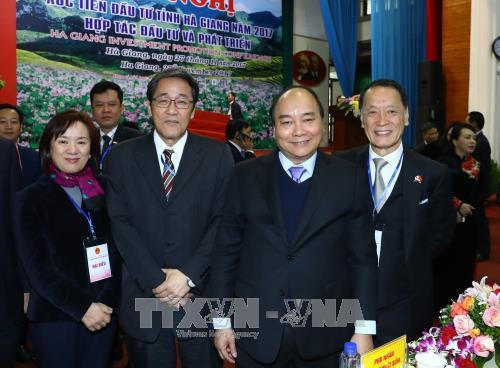 Thủ tướng Nguyễn Xuân Phúc với các đại biểu. Ảnh: Thống Nhất – TTXVN