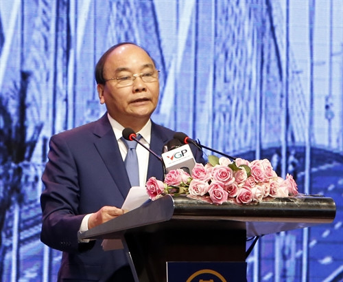 Thủ tướng Nguyễn Xuân Phúc phát biểu tại hội nghị. Ảnh: Thống Nhất- TTXVN Thủ tướng Nguyễn Xuân Phúc phát biểu tại hội nghị. Ảnh: Thống Nhất- TTXVN