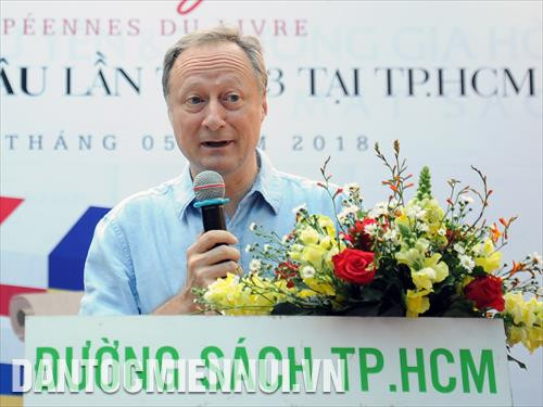 Ông Bruno Angelet, Đại sứ, Trưởng Phái Đoàn Liên minh châu Âu tại Việt Nam phát biểu tại Ngày hội. Ảnh: An Hiếu Ông Bruno Angelet, Đại sứ, Trưởng Phái Đoàn Liên minh châu Âu tại Việt Nam phát biểu tại Ngày hội. Ảnh: An Hiếu