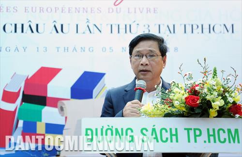 Ông Lê Hoàng, Phó Chủ tịch Hội xuất bản Việt Nam phát biểu khai mạc Ngày hội Sách Châu Âu lần thứ ba. Ảnh: An Hiếu Ông Lê Hoàng, Phó Chủ tịch Hội xuất bản Việt Nam phát biểu khai mạc Ngày hội Sách Châu Âu lần thứ ba. Ảnh: An Hiếu