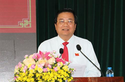 Bí thư Tỉnh ủy, Chủ tịch HĐND tỉnh Long An Phạm Văn Rạnh phát biểu tại hội nghị. Nguồn: Báo Long An online Bí thư Tỉnh ủy, Chủ tịch HĐND tỉnh Long An Phạm Văn Rạnh phát biểu tại hội nghị. Nguồn: Báo Long An online