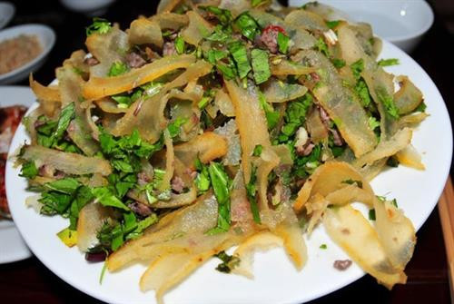 Da trâu gác bếp - đặc sản của người Mường ở Hòa Bình ảnh 3 Da trâu gác bếp - đặc sản của người Mường ở Hòa Bình ảnh 3