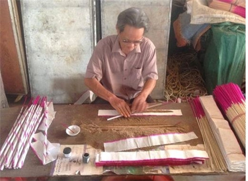 Hương trầm Quỳ Châu - món quà của thiên nhiên và tình người ảnh 1 Hương trầm Quỳ Châu - món quà của thiên nhiên và tình người ảnh 1