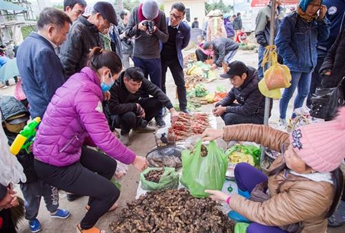 Độc đáo chợ phiên vùng cao Bình Liêu ảnh 14 Độc đáo chợ phiên vùng cao Bình Liêu ảnh 14