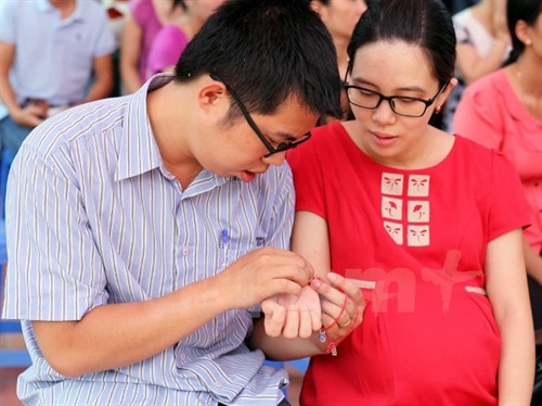 Nhiều chế độ thai sản được sửa đổi phụ hợp với thời gian nghỉ thai sản 6 tháng. (Ảnh minh họa: TTXVN) Nhiều chế độ thai sản được sửa đổi phụ hợp với thời gian nghỉ thai sản 6 tháng. (Ảnh minh họa: TTXVN)