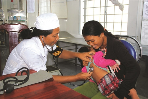 Huyện Buôn Đôn phấn đấu đến năm 2020, nâng tỷ lệ các bộ, công chức là người dân tộc thiểu số trong lĩnh vực quản lý Nhà nước cấp xã lên 30,28%