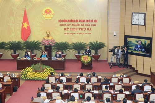 Quang cảnh Kỳ họp thứ ba Hội đồng Nhân dân Thành phố Hà Nội, Khoá XV, nhiệm kỳ 2016 - 2021. Ảnh: Phạm Kiên - TTXVN