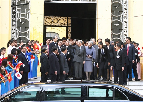 Trong khuôn khổ chuyến thăm cấp Nhà nước tới Việt Nam, chiều 2/3/2017, Nhà vua Nhật Bản Akihito và Hoàng hậu Michiko đến thăm Bảo tàng Sinh học thuộc Trường Đại Học Quốc Gia. Ảnh: Nguyễn Dân –TTXVN