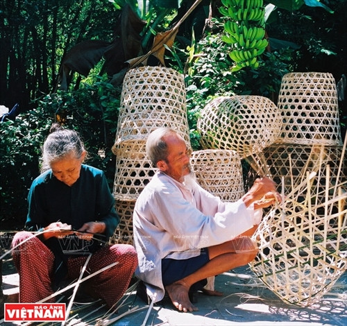 ... và cũng là một nét văn hóa đặc trưng địa phương của Phú Yên. Ảnh: Lê Minh ... và cũng là một nét văn hóa đặc trưng địa phương của Phú Yên. Ảnh: Lê Minh