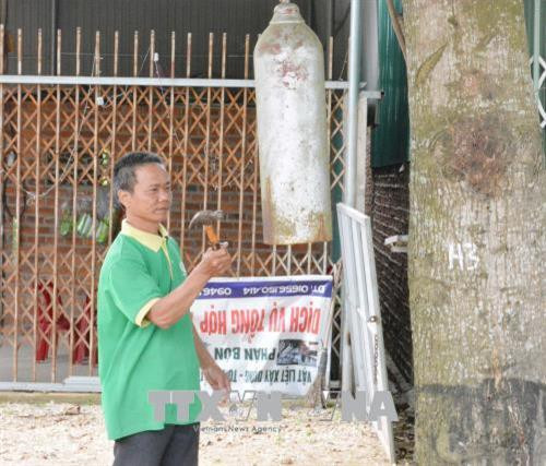 Mô hình tiếng kẻng an ninh được triển khai trên 21 thôn của xã Ea Ô. Ảnh: Tuấn Anh – TTXVN Mô hình tiếng kẻng an ninh được triển khai trên 21 thôn của xã Ea Ô. Ảnh: Tuấn Anh – TTXVN