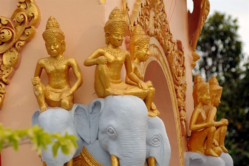 Chùa Xiêm Cán của người Khmer ảnh 2