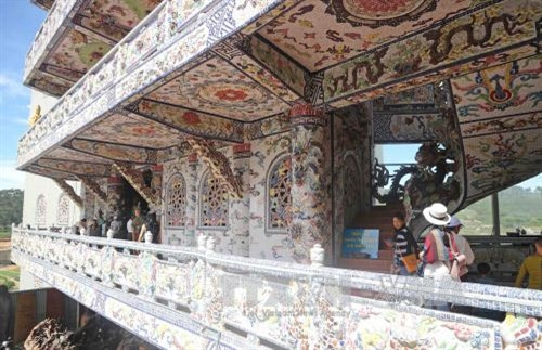 Chùa Linh Phước có nhiều kỷ lục Việt Nam ảnh 1